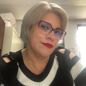 Meet your Posher, Elida